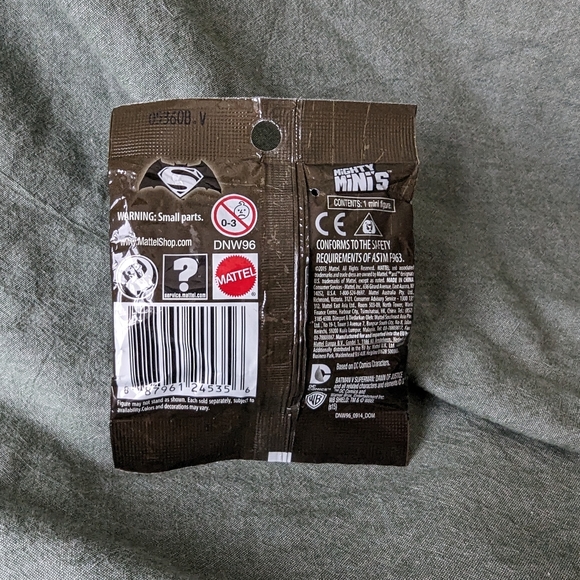 Batman Vs. Superman Mighty Minis Mattel Unopened New NIP Series 2 DC Comics Toys - Picture 2 of 11